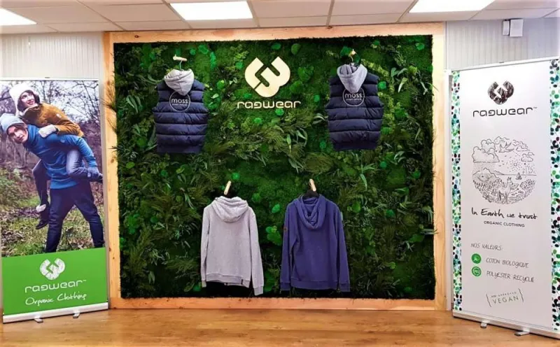 Mur végétal, Lyon, MOSS SMART NATURE