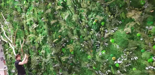 Moss Smart Nature voit les choses en grand !, Lyon, MOSS SMART NATURE